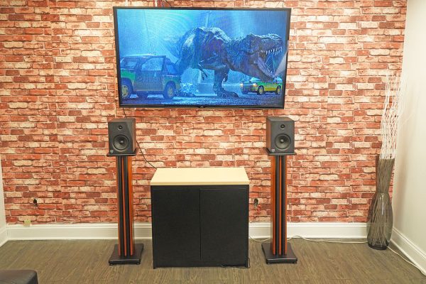 2) Rockville SS36C Premium Classic Wood Grain 36  Speaker Stands Up to 100Lbs Supply